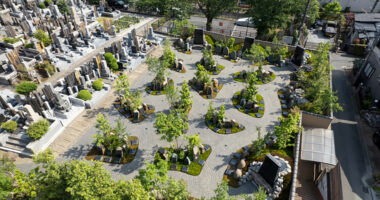 Rethinking Cemetery Design: The Yoyo-no-niwa, Fuchu, Japan