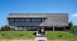 Casa La Marina: A Concrete Haven