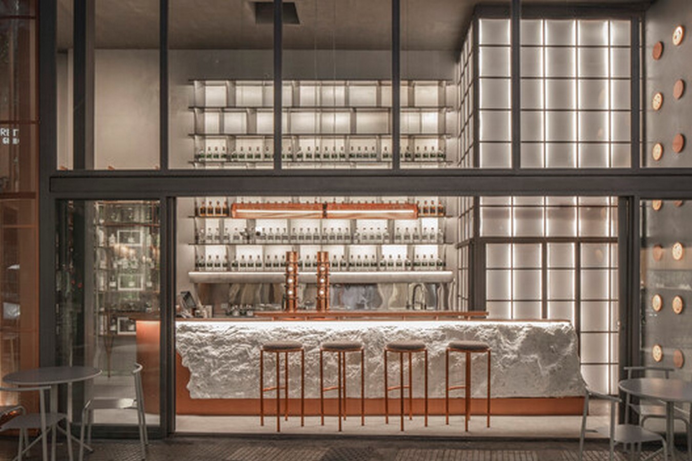 Crafting a Unique Identity: Moretti Gin Bar by Estudio Grizzo Arquitectos-sheet3