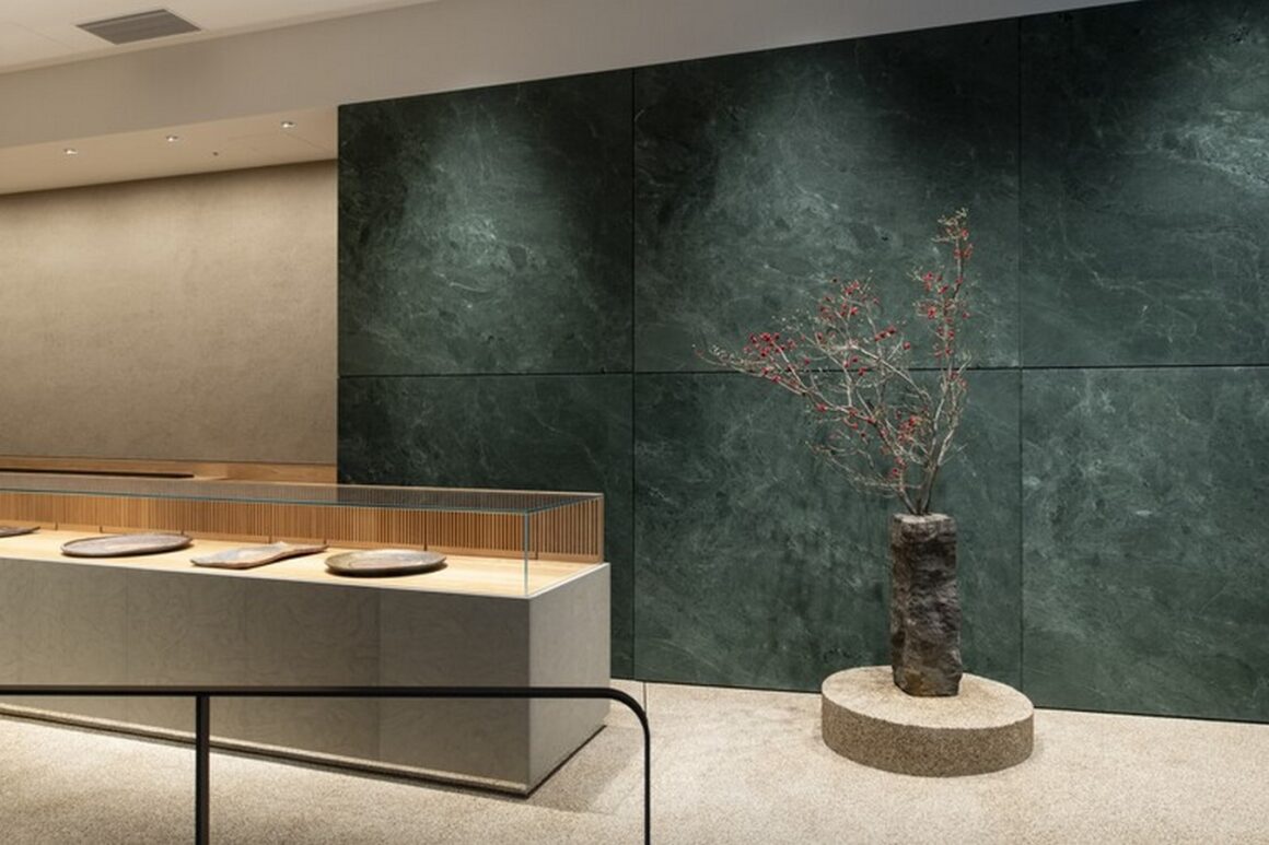 Harmonizing Atmosphere Suzukake Wagashi Store in Azabudai Hills